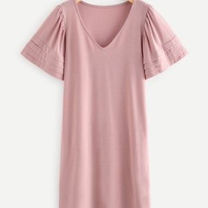NWT V Neckline Tiered Cuff Sleeve Dress